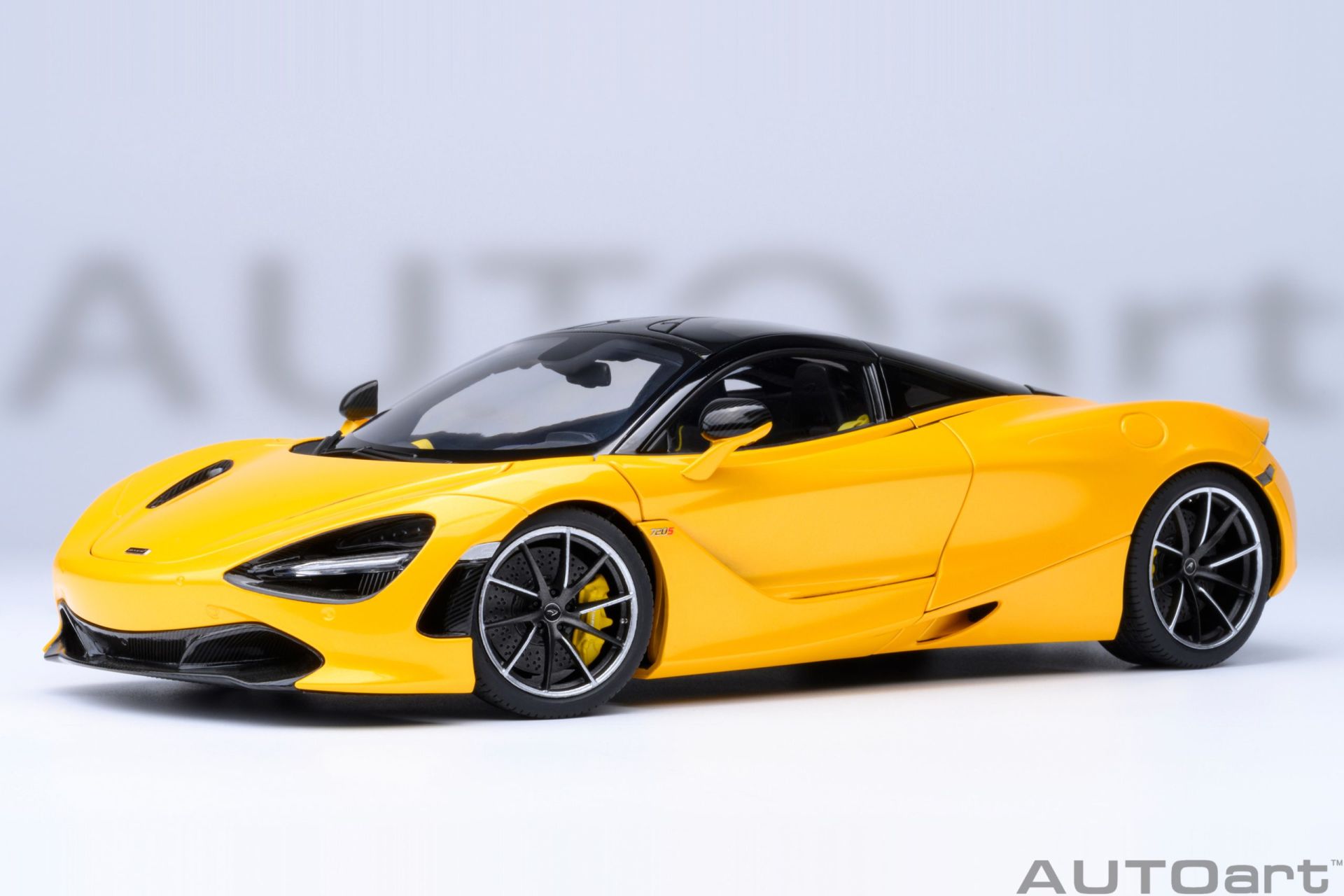 AUTOART - McLAREN - 720S 2017