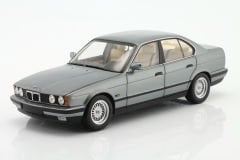 MINICHAMPS - BMW 5-SERIES 535i (E34) 1988