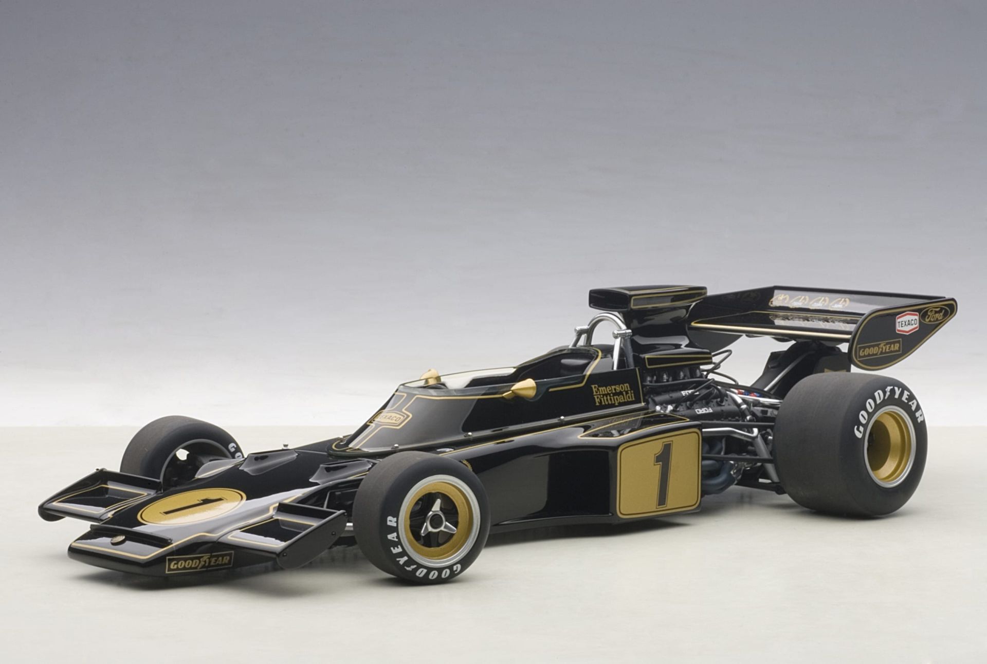 AUTOART - LOTUS - F1 72E N 1 SEASON 1973 E.FITTIPALDI