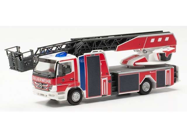 1/87 Mercedes Benz Atego Rosenbauer Fire Department Bremen, blue/red/grey