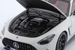 NZG - MERCEDES BENZ - AMG GT63 (C192) 4-MATIC 2024