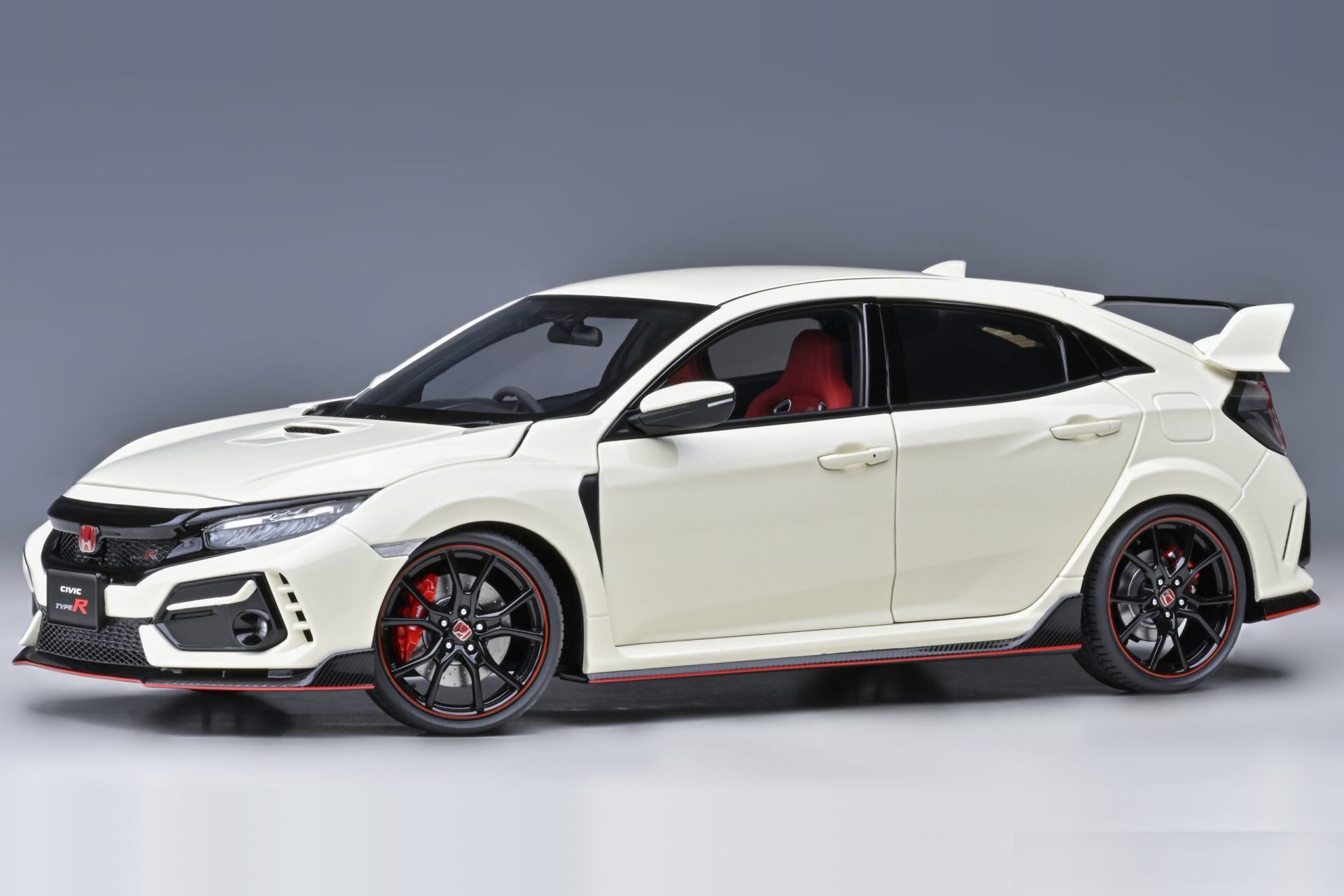 AUTOART - HONDA - CIVIC TYPE R (FK8) 2021