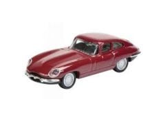 Jaguar E-type, red