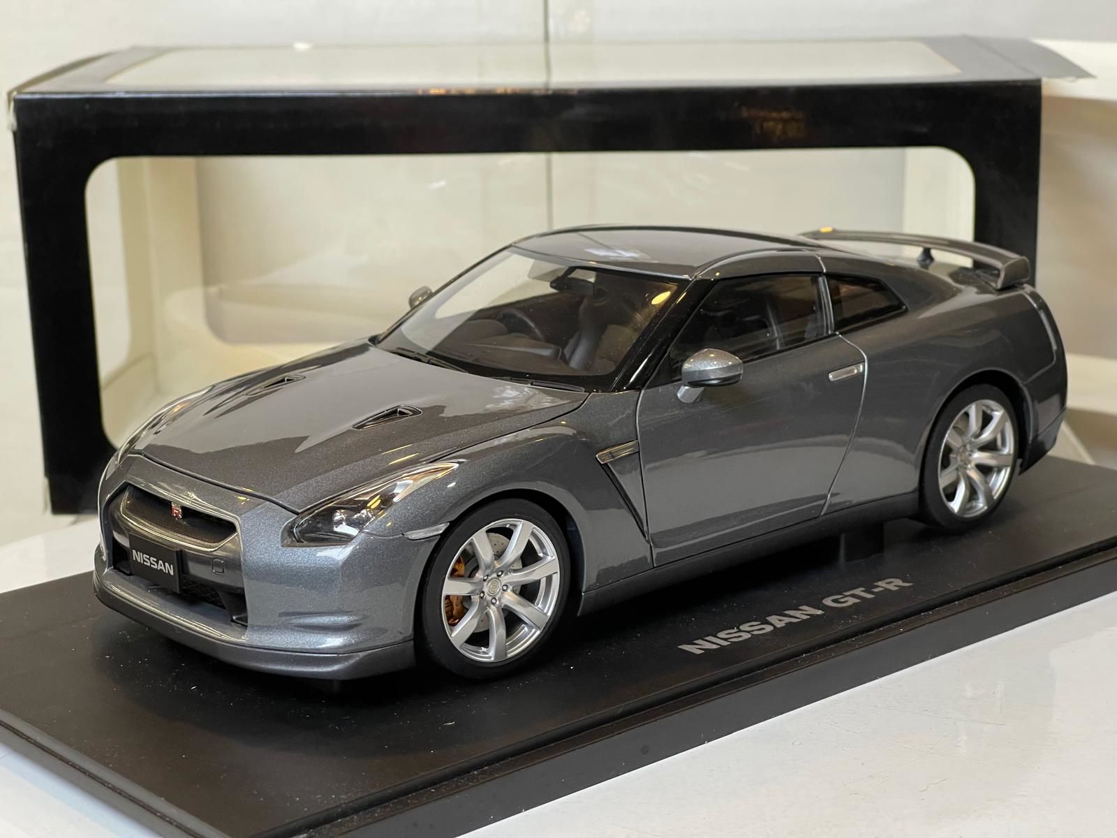 AUTOART - NISSAN - GT-R (R35) 2007