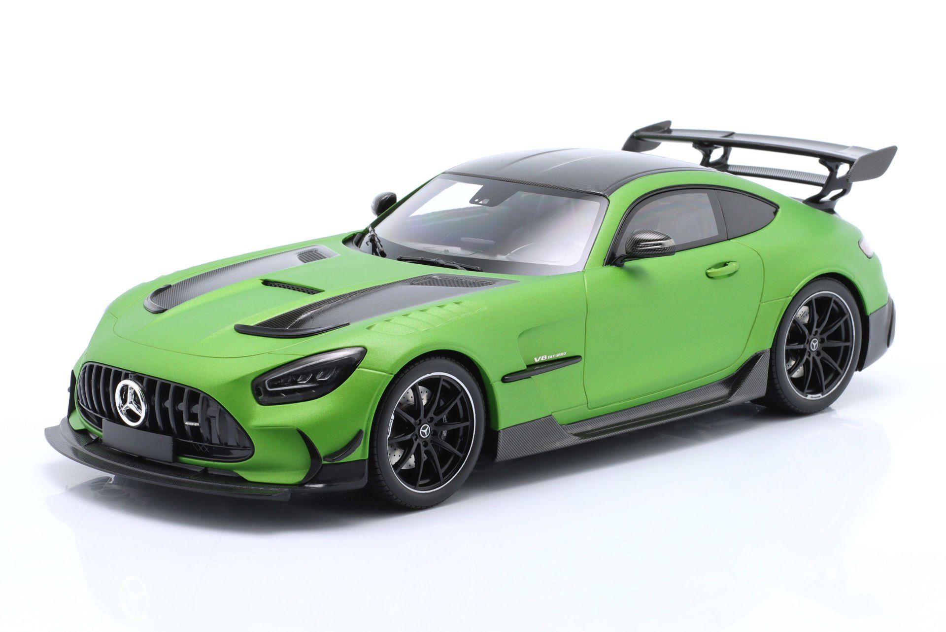 MINICHAMPS - MERCEDES BENZ - AMG GT V8 BLACK SERIES 2020