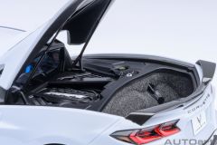 AUTOART - CHEVROLET - CORVETTE C8 Z51 STINGRAY SPIDER 2020