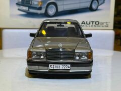 AUTOART - MERCEDES-BENZ 190E (W201) 2.3-16