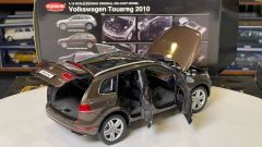 KYOSHO - VOLKSWAGEN - TOUAREG V6 FSI BLUE MOTION 2010