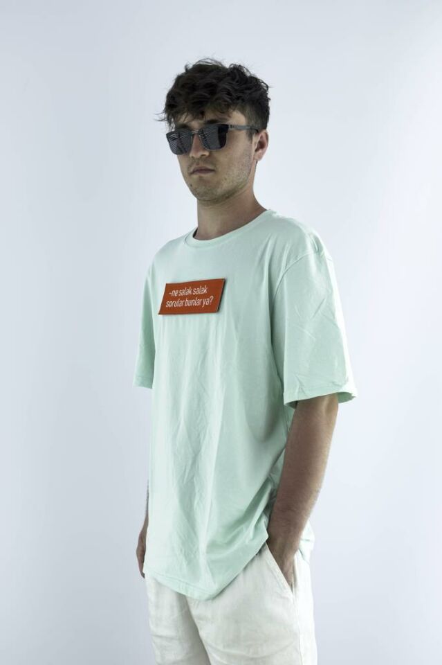 Erkek Su Yeşili Slim Fit Mood T-shirt Cırt Cırtlı Değiştirilebilir Mood Sticker