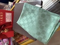 VAKKO DAMA ŞAL BENETTON YEŞİLİ YAZISIZ SERİ