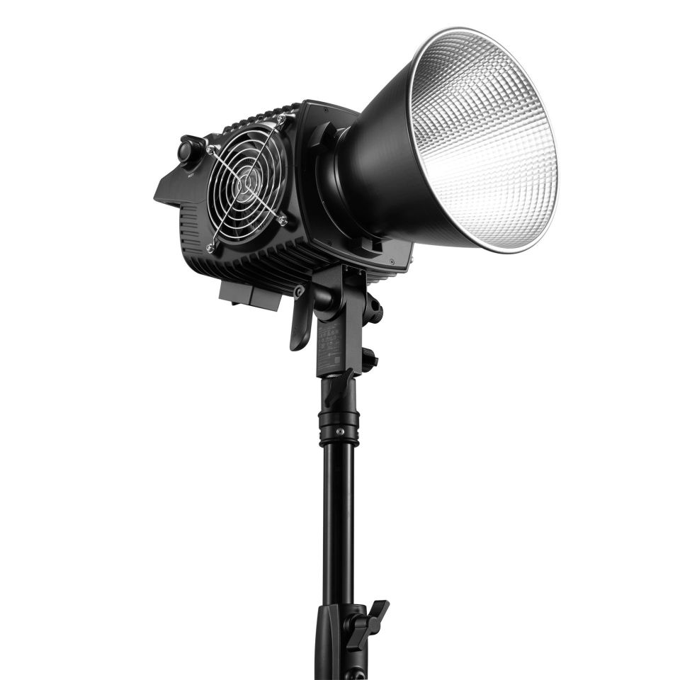 ZHIYUN MOLUS B300 COB LIGHT