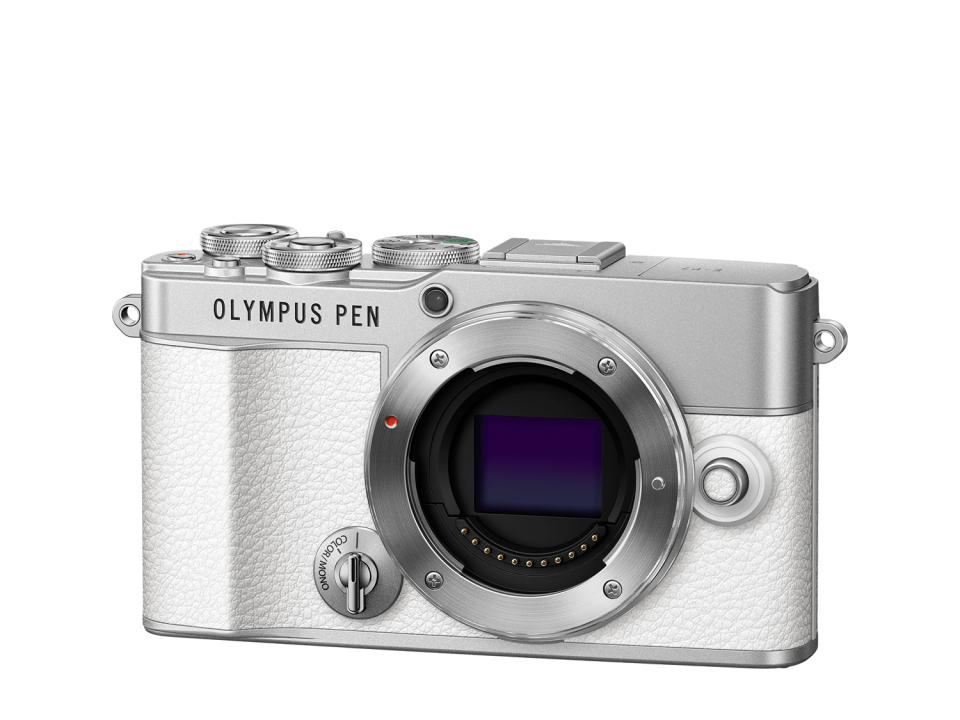 OLYMPUS E-P7 14-42EZ KIT WHITE/SILVER V205111WE000