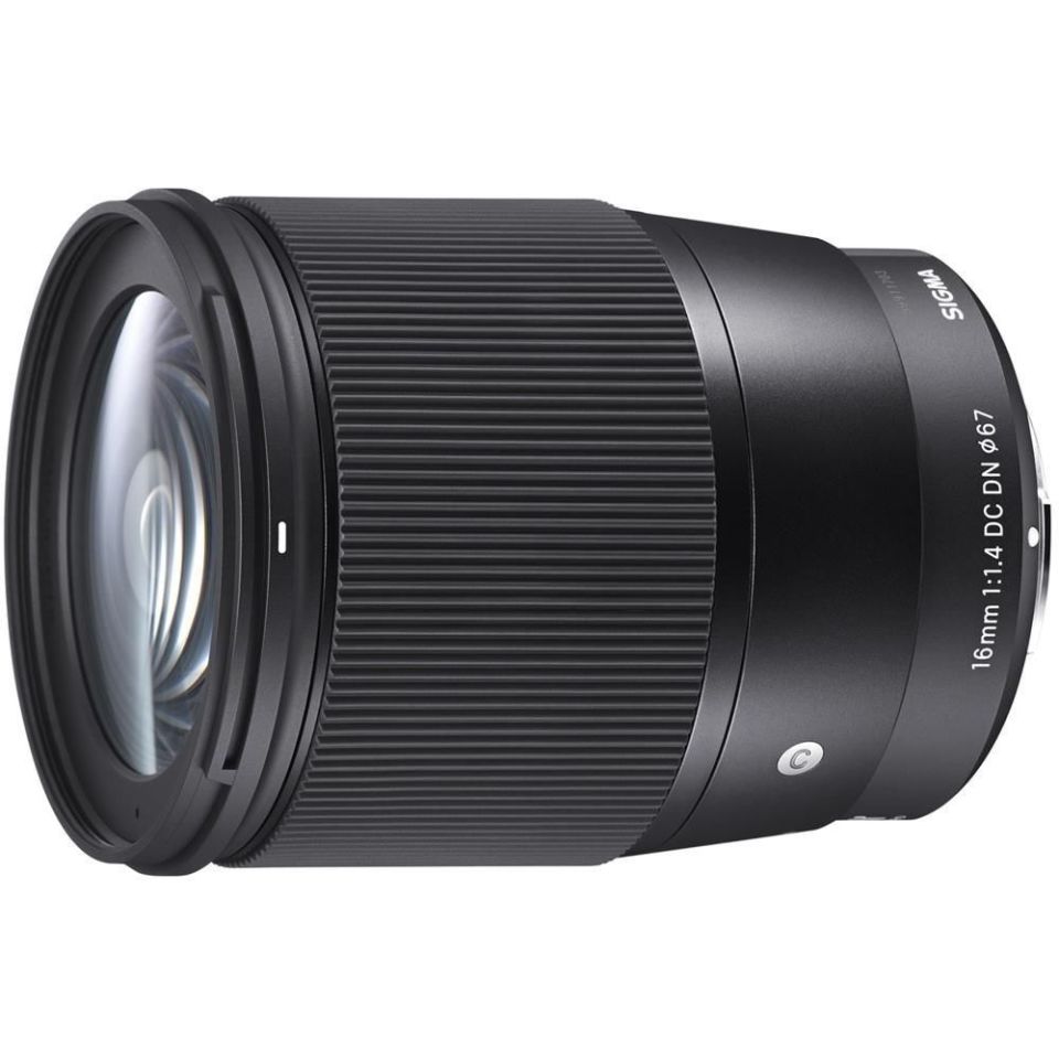 Sigma 16mm F1.4 DC DN Lens (Fujifilm X-Mount)