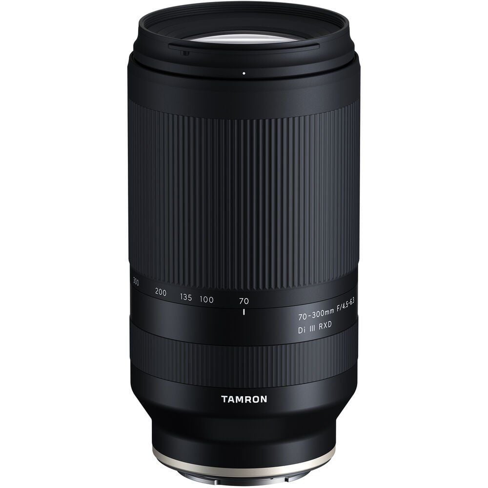 Tamron 70-300mm f / 4.5-6.3 Di III RXD Lens (Sony)