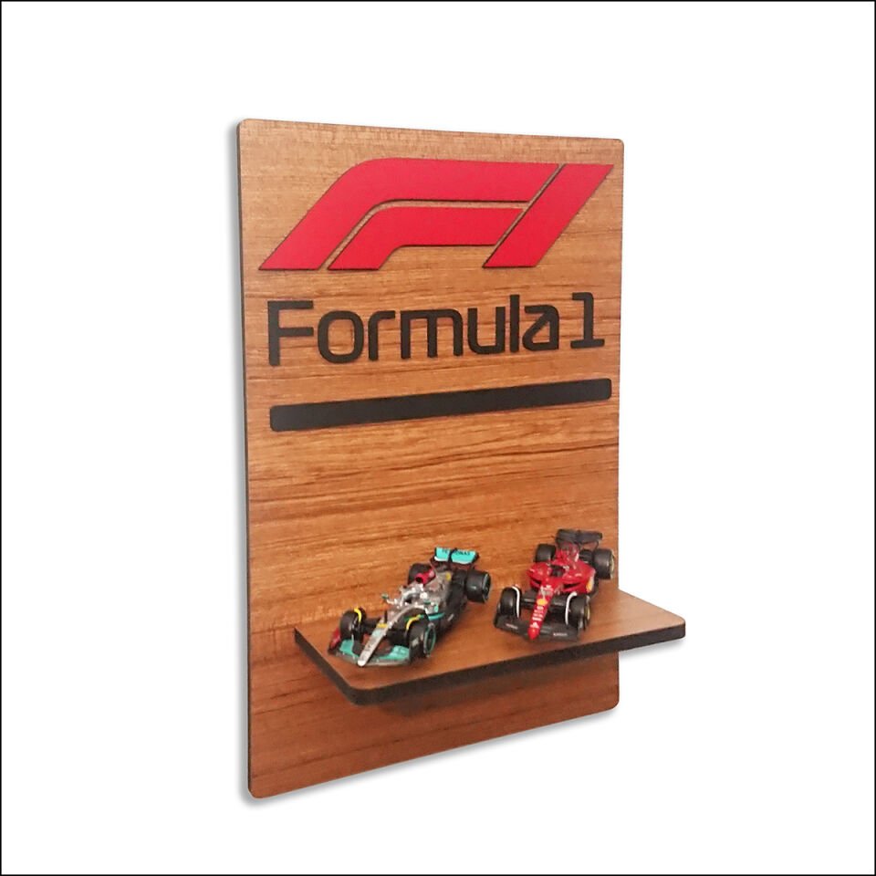 Formula 1 Araçları İçin Duvar Rafı