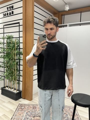 Siyah Beyaz Parçalı Oversize Tshirt