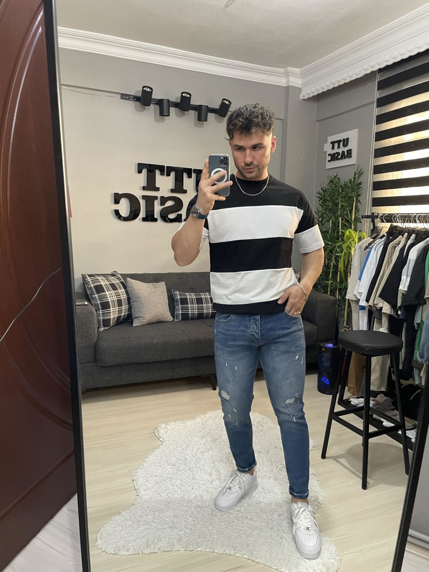 Siyah Beyaz Şeritli Oversize Tshirt S