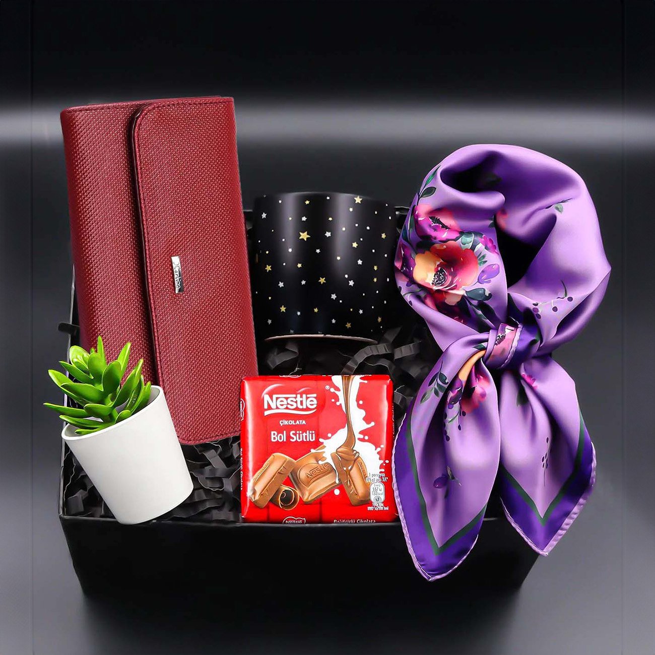 Kadın Bordo Cüzdan & Mor Çiçekli Fular & Siyah Yıldız Kupa & Yapay Mini Saksı Çiçek & Sütlü Çikolata Hediye Seti