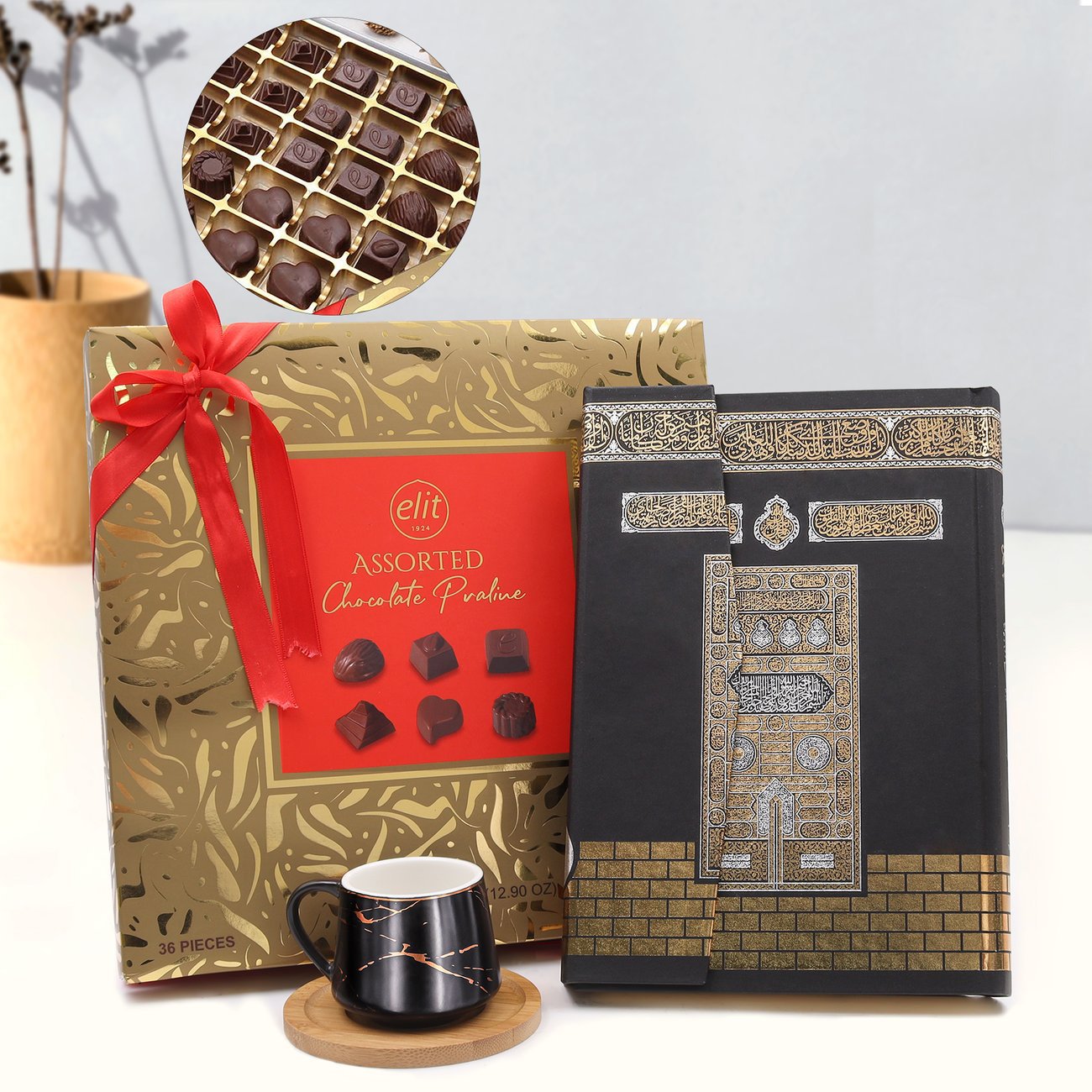 Bambu Tabaklı Mermer Desen Fincan & Elit Premium 365gr Çikolata & Kuran-ı Kerim Hediye Seti