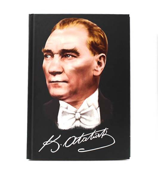 Mustafa Kemal Atatürk Resimli Defter & Atatürk İmzalı Siyah Metal Kutulu Mum & Beyaz Fincan Hediye Seti