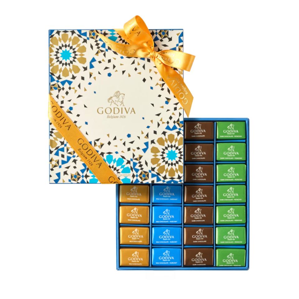 Godiva 230gr Napoliten Bayram Çikolatası & Mehmet Efendi Türk Kahvesi & Canlı Sukulent Çiçek &  Parlak Mavi Türk Kahvesi Fincanı & Eyüp Sabri Tuncer 200 Ml Kolonya Hediye Seti