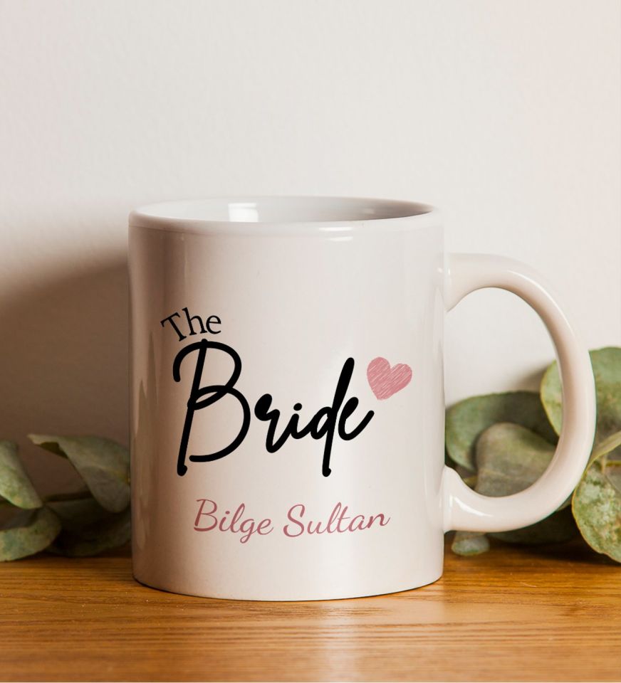 Kişiye Özel Bride Kupa & Pembe İnstagram Çerçeve & Bride To Be Kuşak & Bride To Be İnci Taç ve Bileklik Hediye Seti