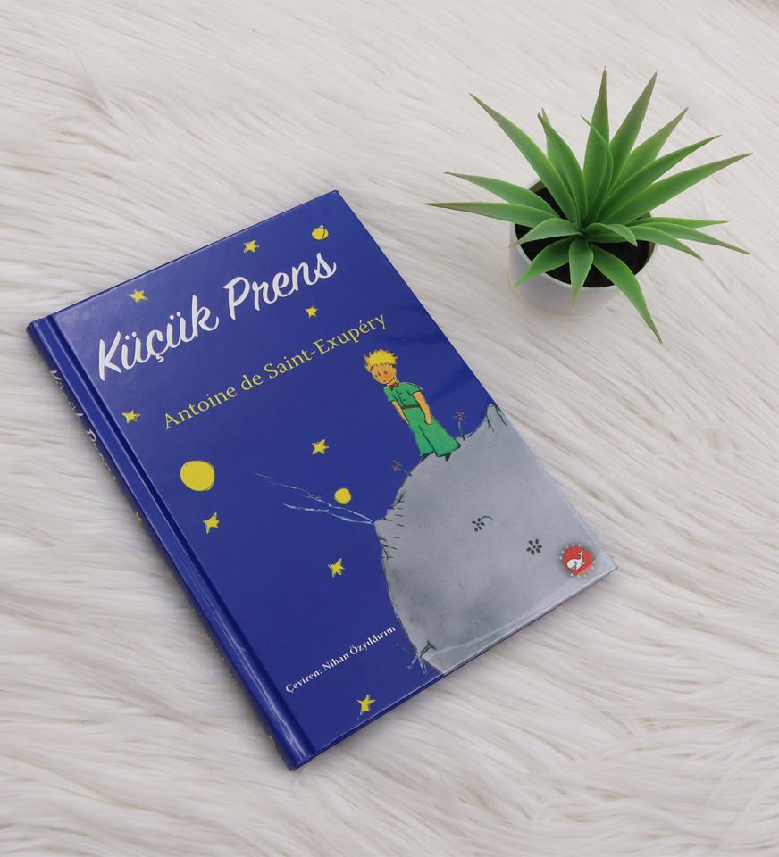 Küçük Prens Kitabı & Küçük Prens Kupa & Mavi Küçük Prens Kar Küresi & Lavi Çikolata Hediye Seti