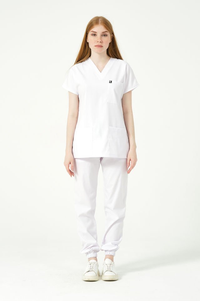 Beyaz Likralı Scrubs Jogger Paça Doktor Hemşire Forması Yarasa Kol Takım Unisex