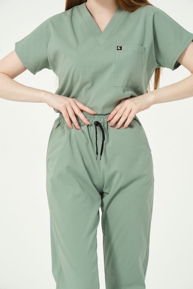 Çağla Yeşili Likralı Scrubs Jogger Paça Doktor Hemşire Forması Yarasa Kol Takım Unisex
