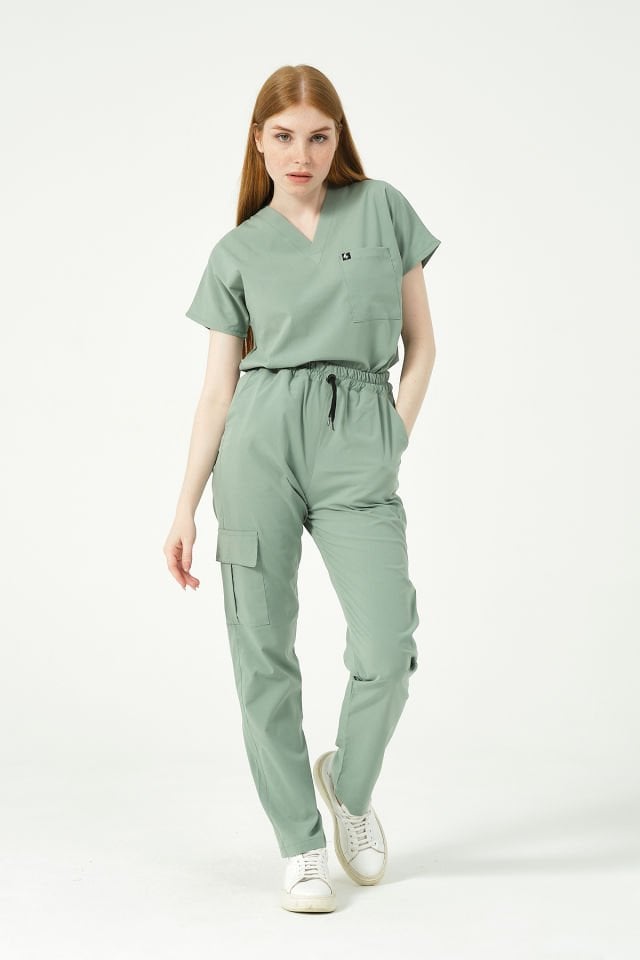 Çağla Yeşili Likralı Scrubs Kargo Cep Doktor Hemşire Forması Yarasa Kol Takım Unisex