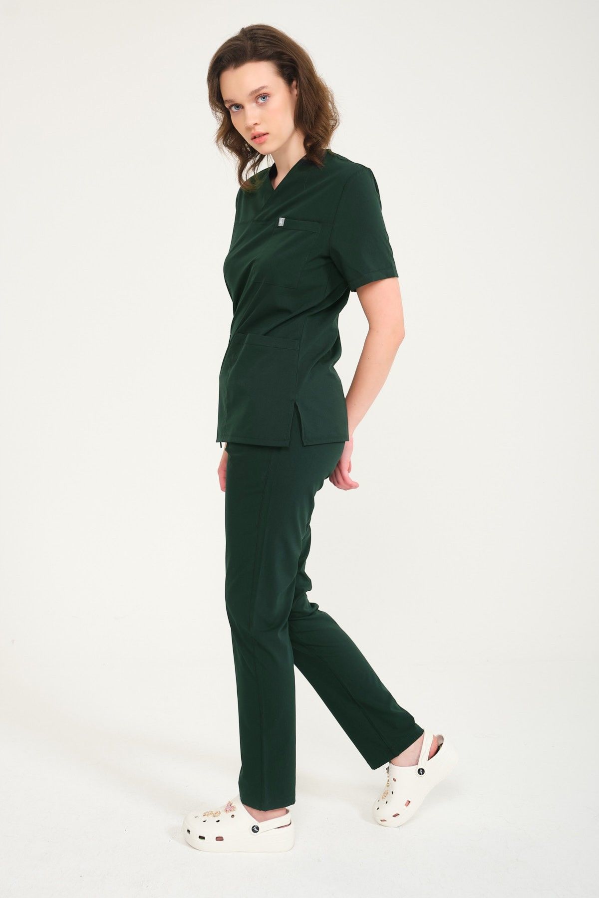 Ördek Yeşil Likralı Zarf Yaka Scrubs Doktor Hemşire Forması Takım