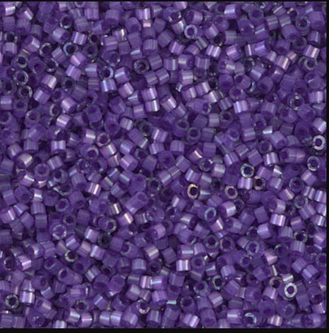 No:053 Miyuki Delica Boncuk DB-1810 (İpek Saten Mor) 7.5 Gram (Kutu Hediyeli)