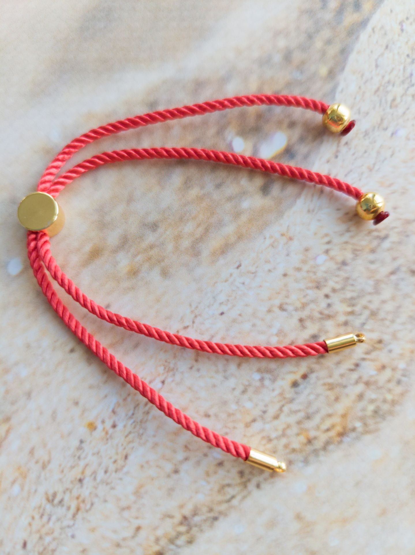 014 - Gold Uçlu Asansörlü Bileklik