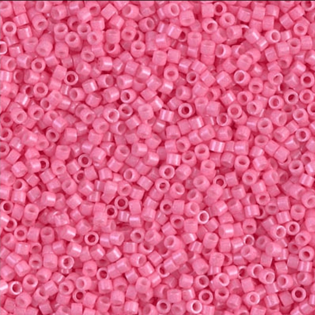 No:209 Miyuki Delica Boncuk DB-1371 (Opak Pembe Karanfil)