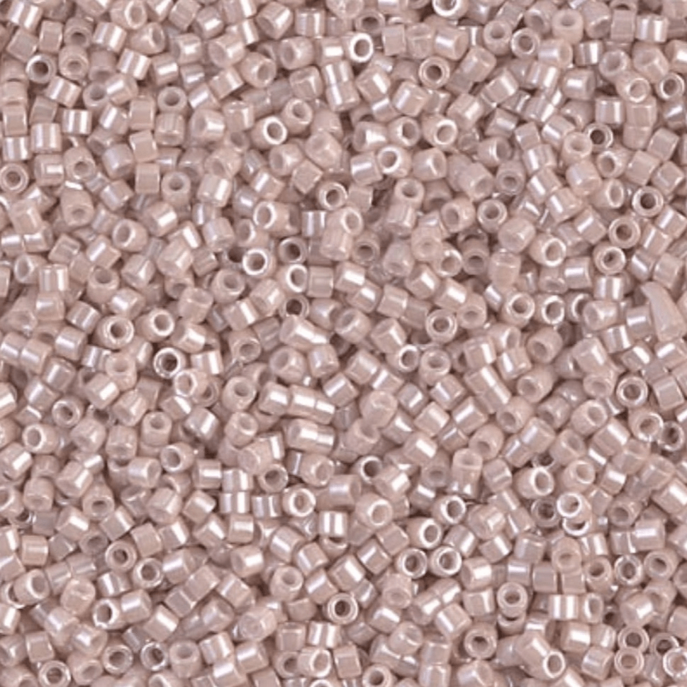 No:220 Miyuki Delica Boncuk DB-1535 (Opak Pembe)