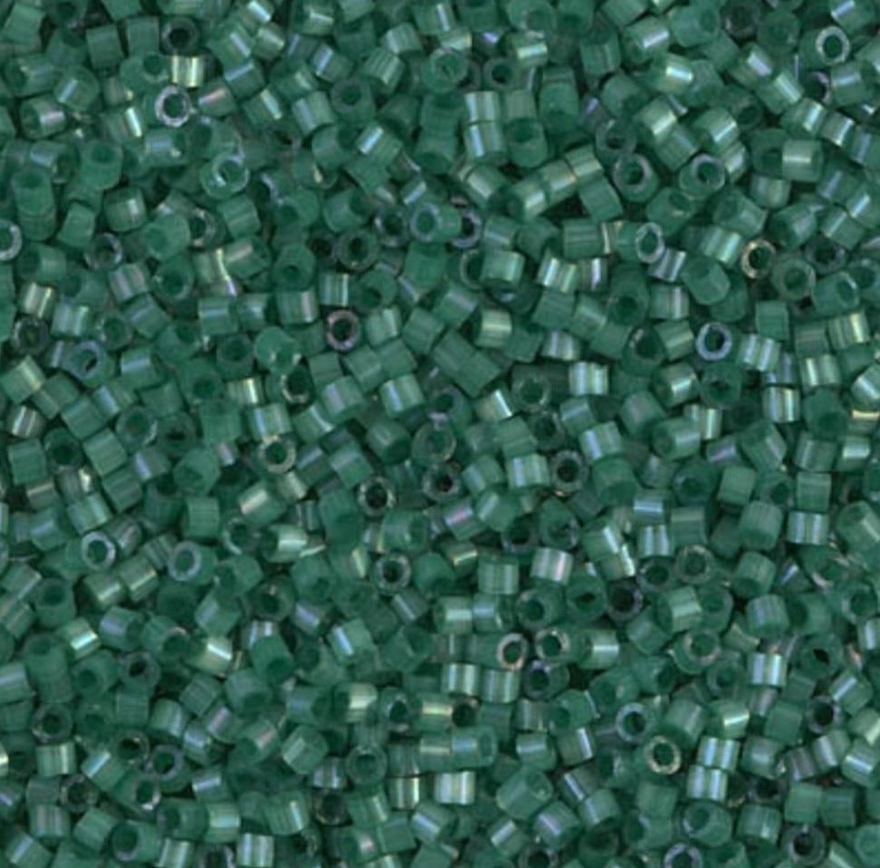 No:491 Miyuki Delica Boncuk DB-1814 (İpek Saten Boyalı Zümrüt Yeşil) 7.5 Gram (Kutu Hediyeli)