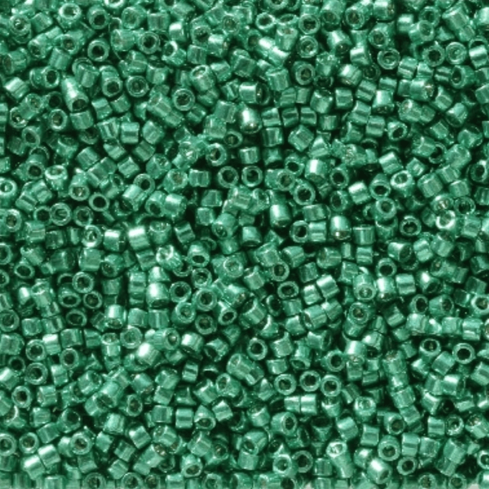 (5 gram) - No:417 Miyuki Delica Boncuk DB-2506 (Duracoat Galvaniz Kaplama Zümrüt Yeşil)