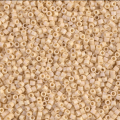 (5 gram) - No:446 Miyuki Delica Boncuk DB-1591 (Opak Açık Ten Rengi)