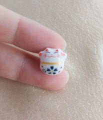 001 - Beyaz Renk Şans Kedisi