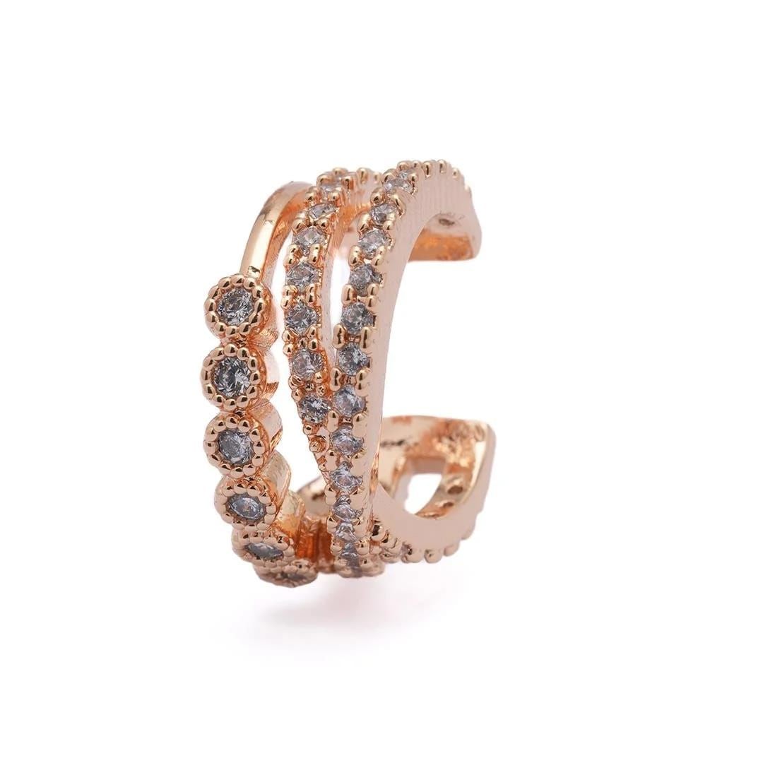 Earcuff Model - 2