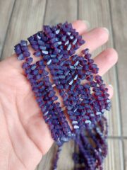 1 Dizi - Mor - Üçgen Kristal Cam Boncuk 007