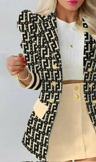 Kadın Dalgıç Kumaş Düğme Detaylı Dijital Baskılı Ceket Etek Takım