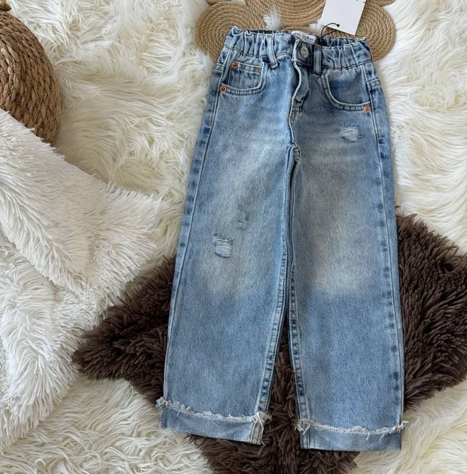 Straight Fit Vintage Jean