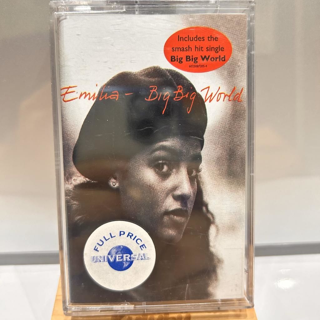 Emilia ‎– Big Big World KASET