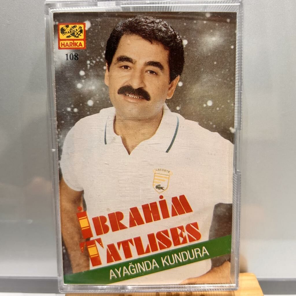 İbrahim Tatlıses – Ayağında Kundura KASET