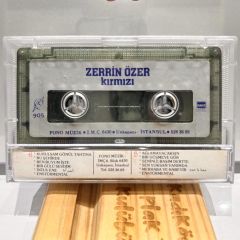 KASET Zerrin Özer ‎– Kırmızı KASET