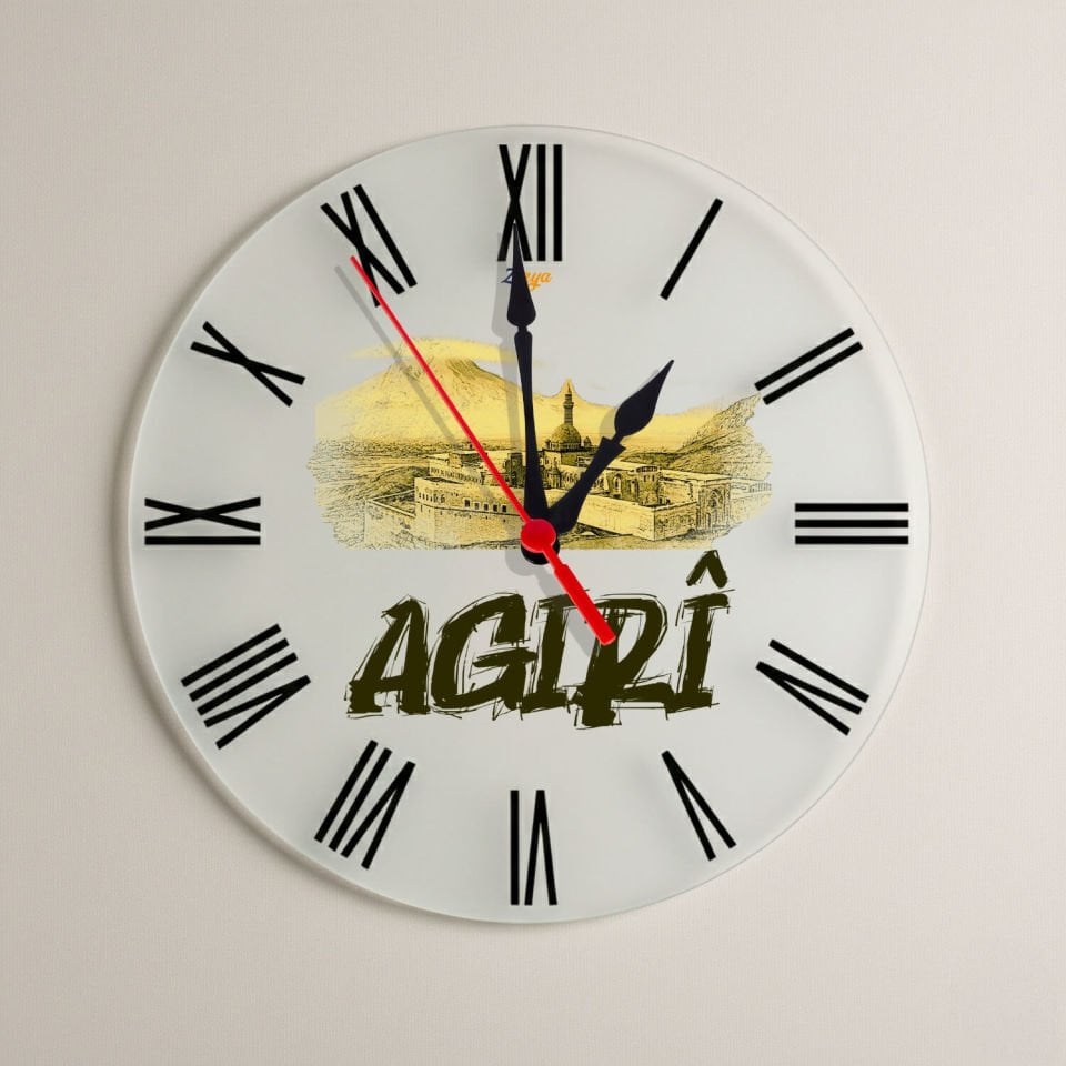 Agirî Ağrı Şehri İshak Paşa Sarayı Roma Rakamlı Tasarımlı Duvar Saati