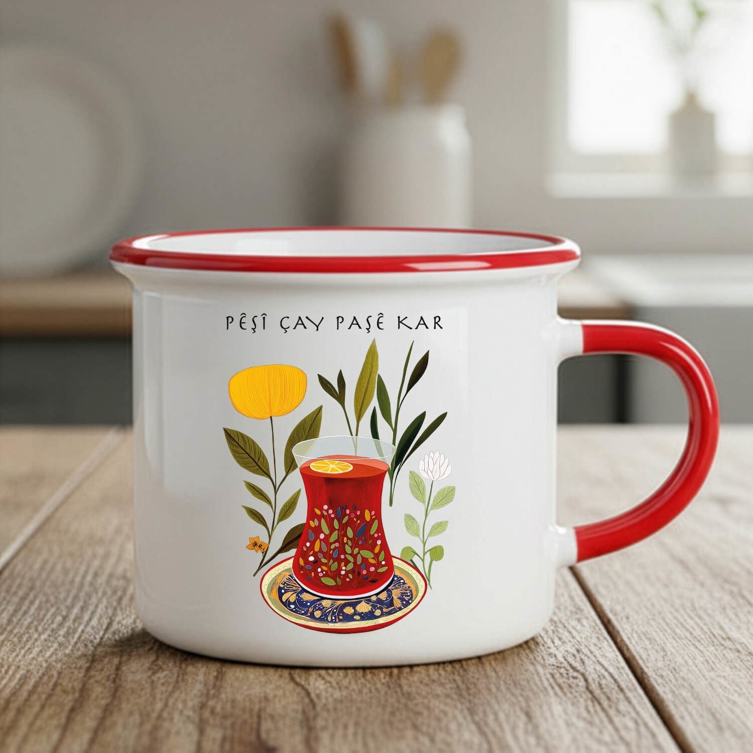 Kürtçe Pêşî Çay Paşê Kar Tasarımlı Kırmızı Renkli Enamel Kupa Bardağı