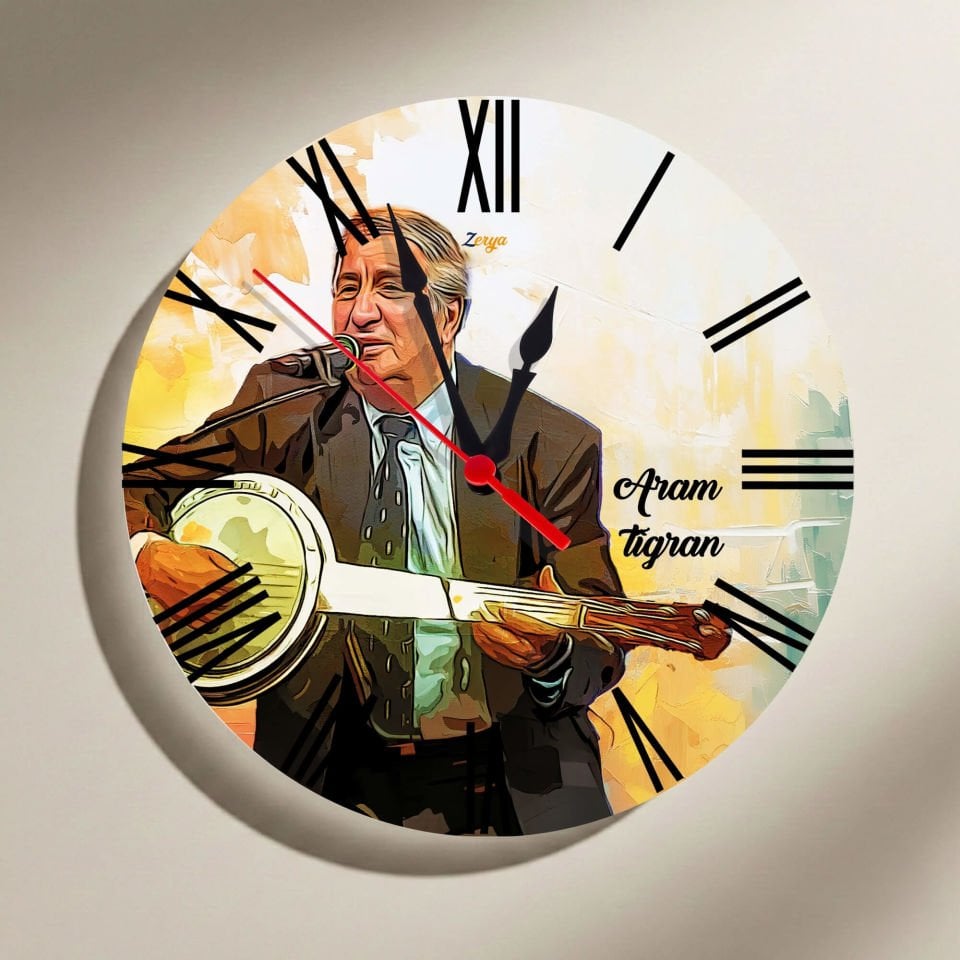 Aram Tigran Tasarımlı Roma Rakamlı Duvar Saati