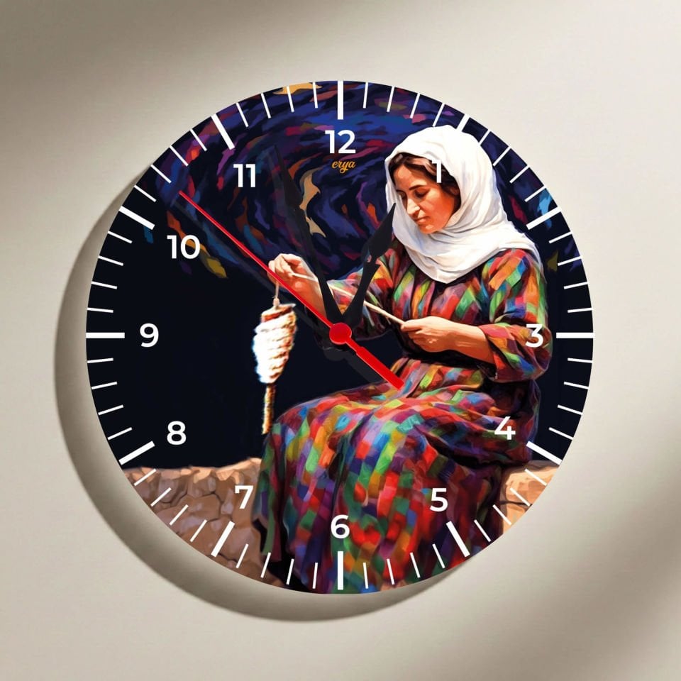 Jina Bi Teşî - Teşili Kadın Tasarımlı Duvar Saati